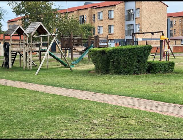 1 BEDROOM APARTMENT FOR SALE IN THE ORCHARDS